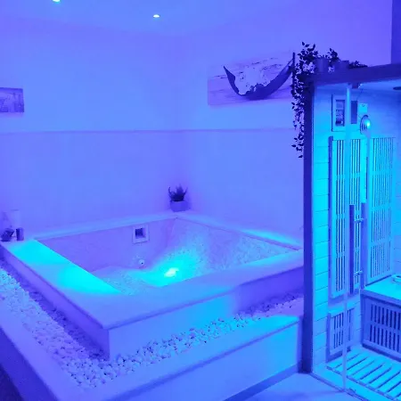 Apartament Il Leone Rosso Over The Hills Of The Trabocchi San Vito Chietino