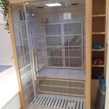 Il Leone Rosso Over The Hills Of The Trabocchi