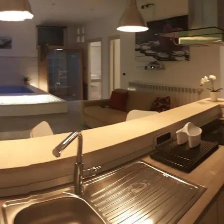 Apartament Il Leone Rosso Over The Hills Of The Trabocchi