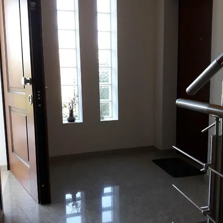 Il Leone Rosso Over The Hills Of The Trabocchi