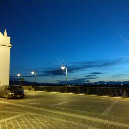 Il Leone Rosso Over The Hills Of The Trabocchi Apartamento San Vito Chietino