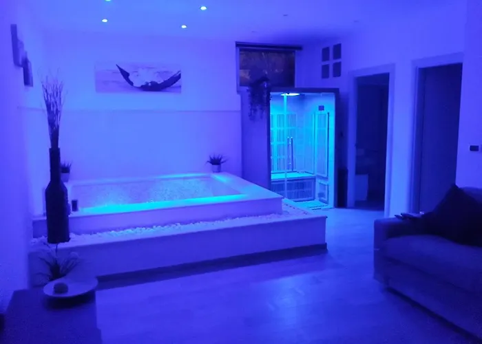 Il Leone Rosso Over The Hills Of The Trabocchi *