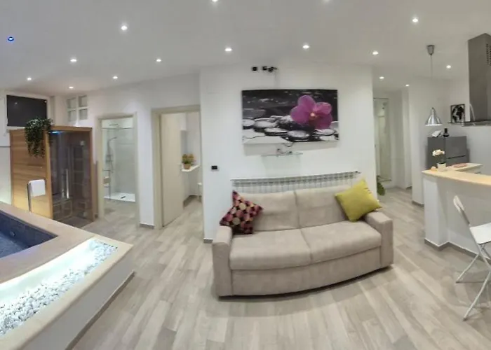 Il Leone Rosso Over The Hills Of The Trabocchi