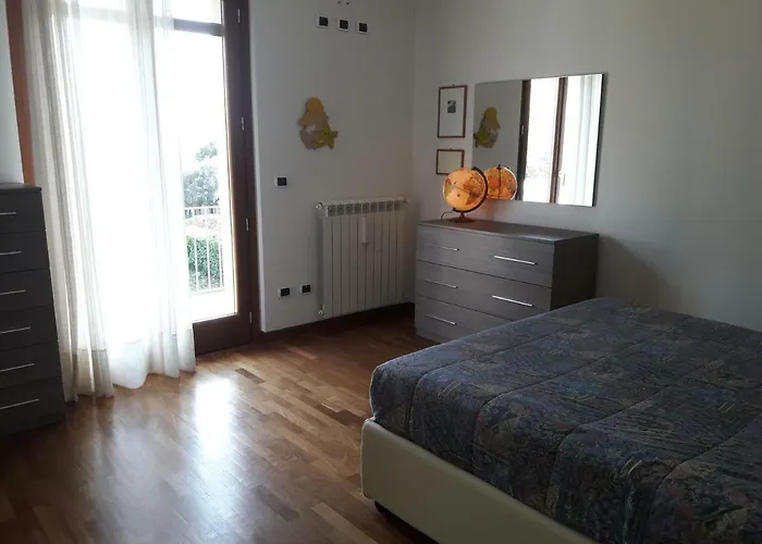 Il Leone Rosso Over The Hills Of The Trabocchi San Vito Chietino