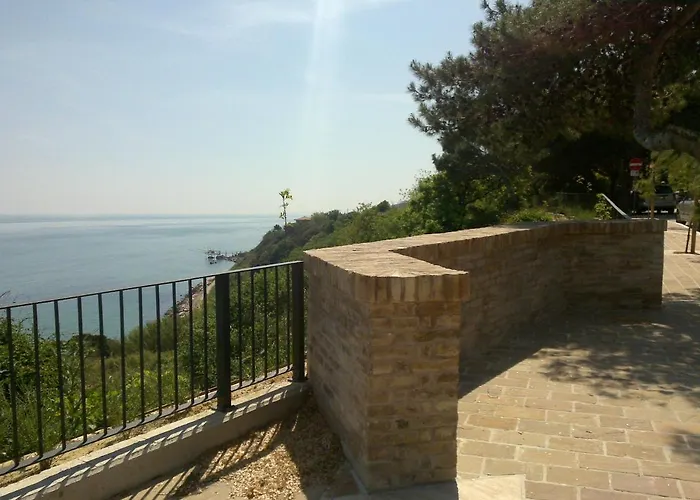 Il Leone Rosso Over The Hills Of The Trabocchi Апартаменты *