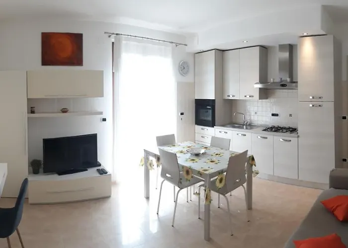 Апартаменты Il Leone Rosso Over The Hills Of The Trabocchi *