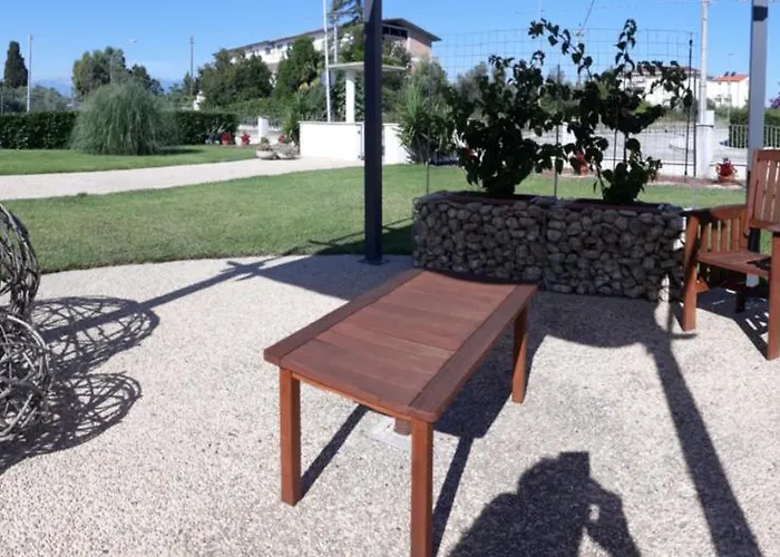 Il Leone Rosso Over The Hills Of The Trabocchi