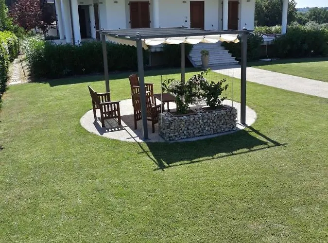 Апартаменты Il Leone Rosso Over The Hills Of The Trabocchi *